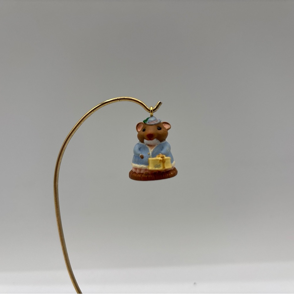 Hallmark Keepsakeβ Ornament Dated 1996 Vintage Hattie Chapeau Miniature